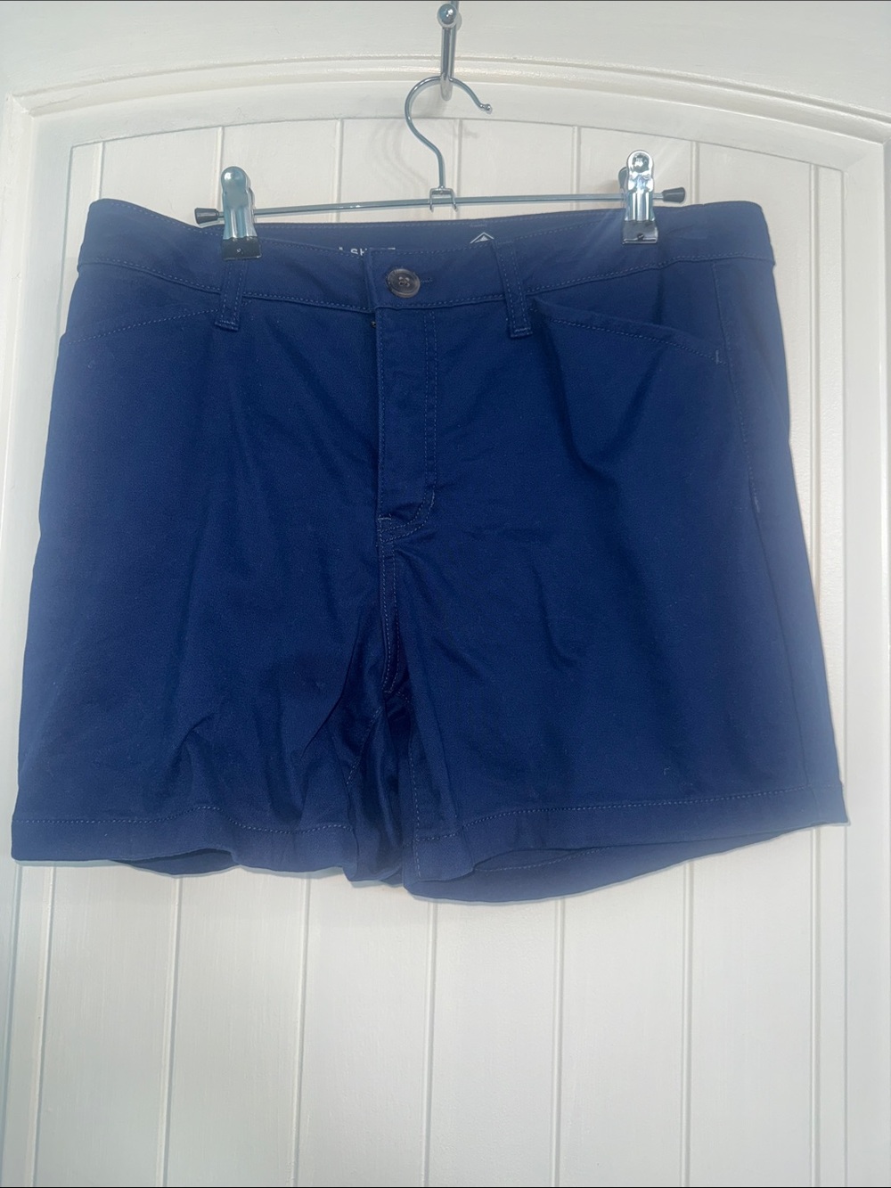 St. Johns Bay Navy Shorts sz 8